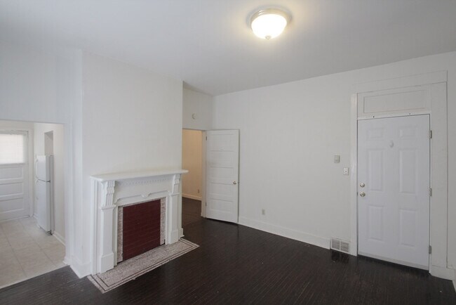 Photo - 303 West St Apartments