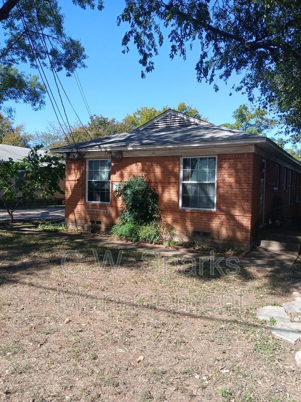 Foto del edificio - 3015 Avon St