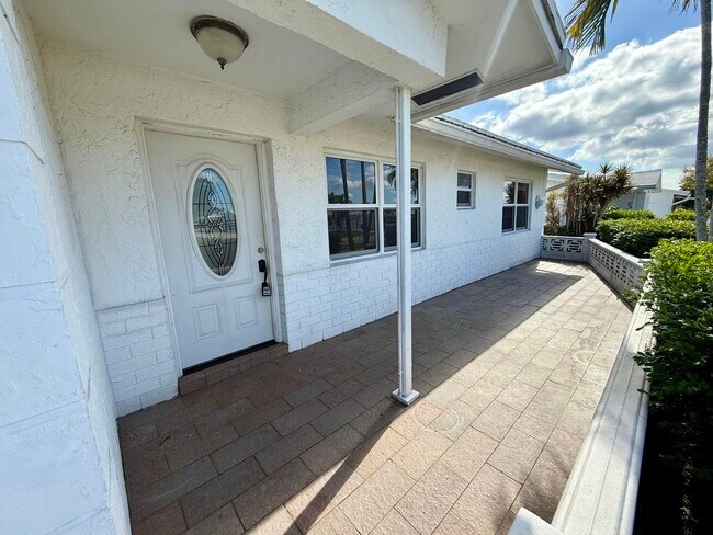 Foto del edificio - 1504 SW 18th St