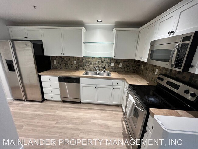 Building Photo - 2 br, 1 bath House - 8852 NE BRENTFORD WAY