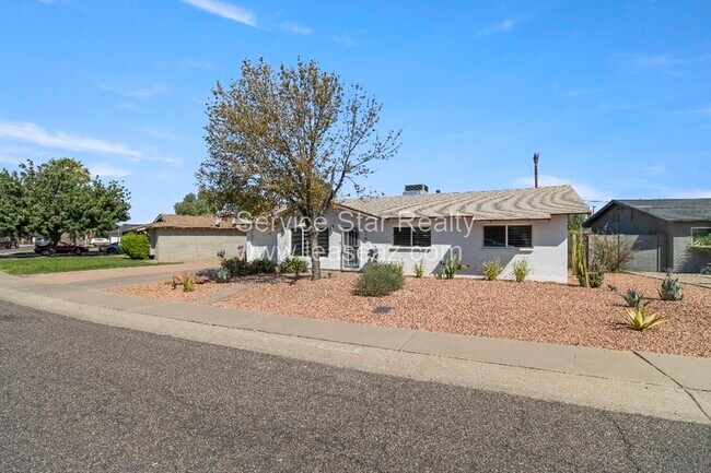 Foto del edificio - 8640 E Rancho Vista Dr