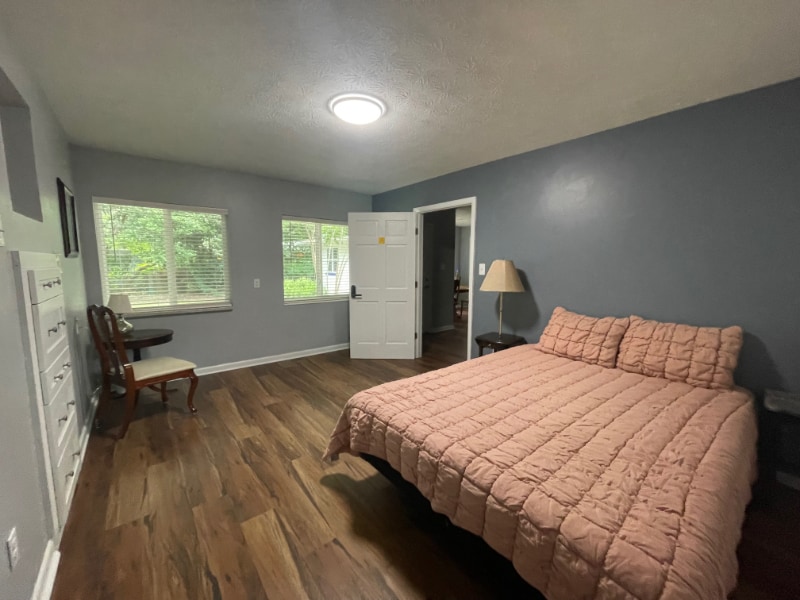 Primary Photo - 4007 Aldington Dr