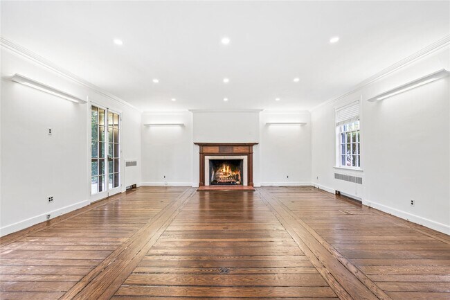 Foto del edificio - 203 Store Hill Rd