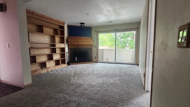 Building Photo - 4915 Twin Lakes Rd