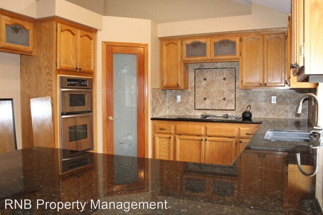 Foto del edificio - 4 br, 3 bath House - 2733 Field Court