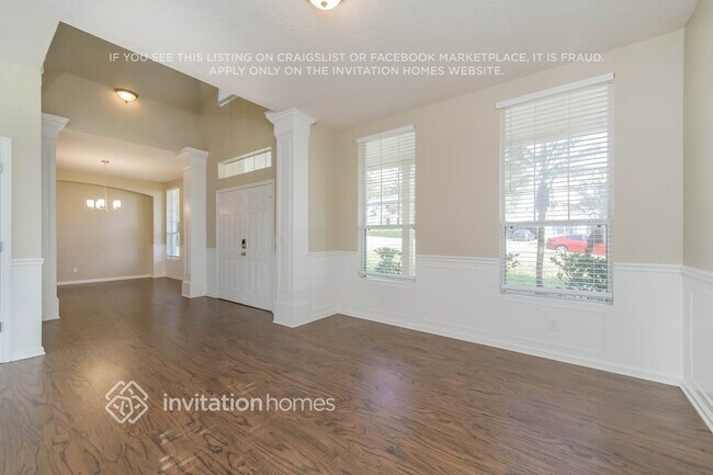 Foto del edificio - 13543 Via Roma Cir