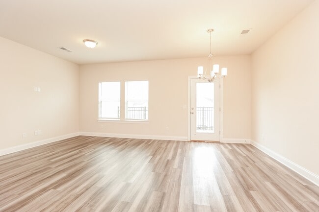 Building Photo - 809 Arrington Wy