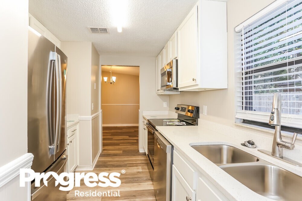 10983 Witchaven St, Jacksonville, FL 32246 | Apartments.com