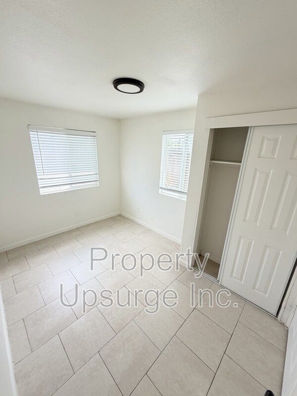 Foto del edificio - 1794 6th Ave