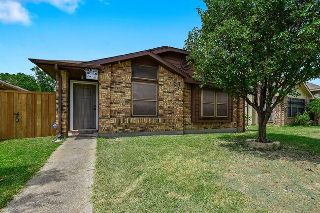 Building Photo - 3 br, 2 bath House - 2720 Oak Bend Lane