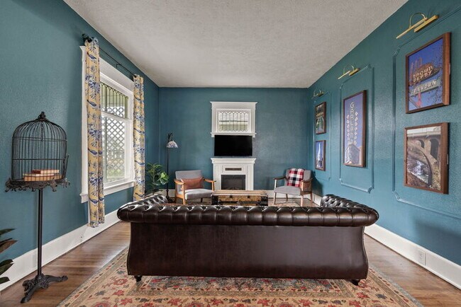 Foto del edificio - 1218 W Grace Ave