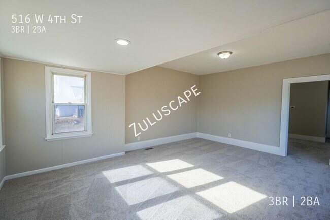 Foto del edificio - 516 W 4th St