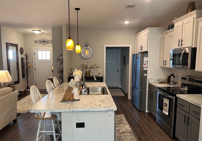 Foto del edificio - Statesboro Farmington West