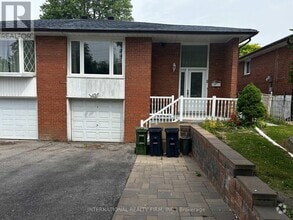 Building Photo - 14 Reiber Crescent