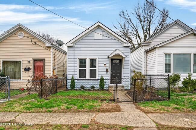 Foto del edificio - 508 Lilly Ave