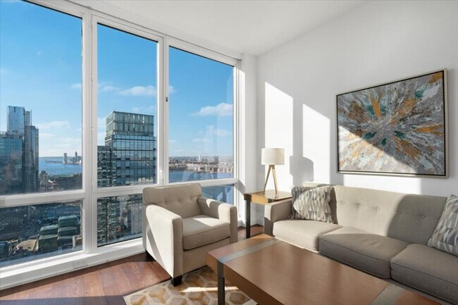 Foto del edificio - 605 W 42nd St