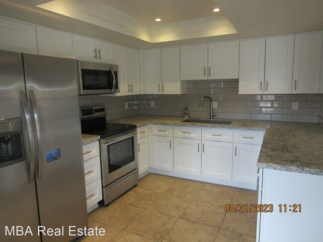 Building Photo - 2 br, 2 bath House - 9342 E Purdue Ave #230
