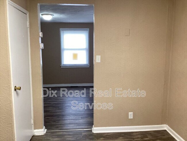 Foto del edificio - 4505 Genesee Ave