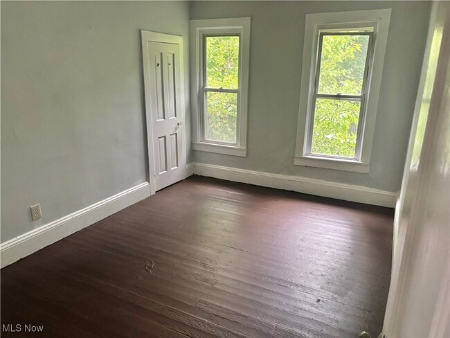 Building Photo - 2097 W 93rd St