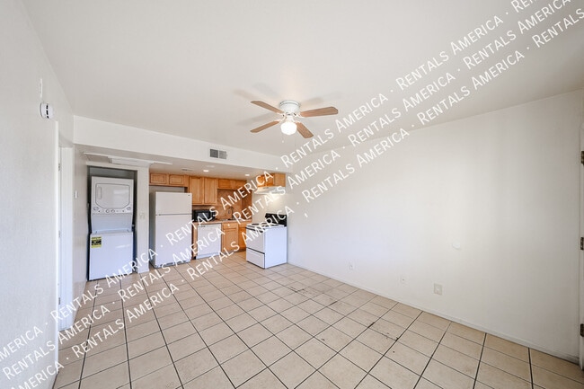 Foto del edificio - 12440 N 20th St