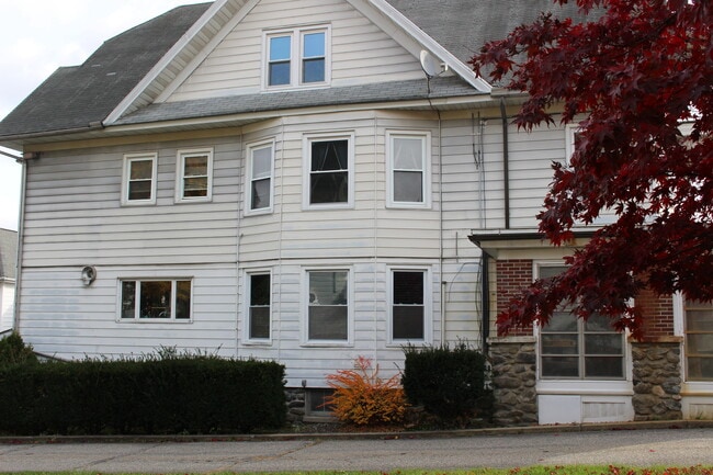 Foto del edificio - 20 Merrill St