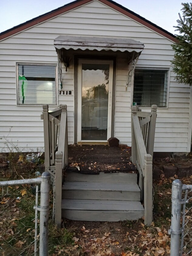 Front of house - 1112 W 14th St