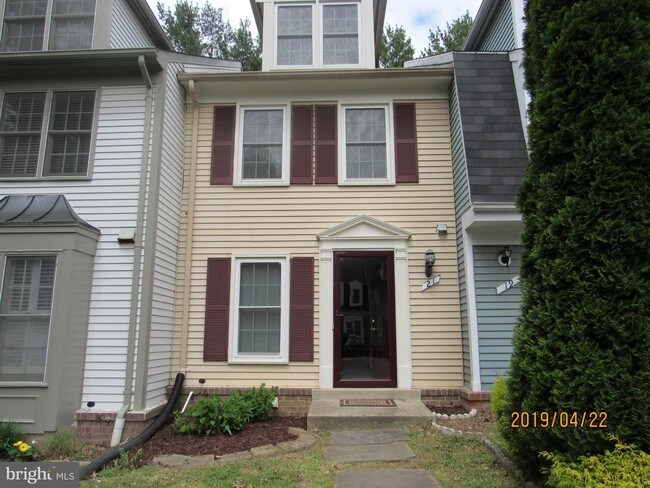 Building Photo - 21 Strath Haven Ct