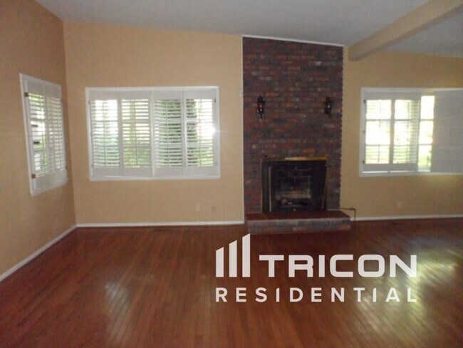 Foto del edificio - 2087 Meadowbrook Dr SW