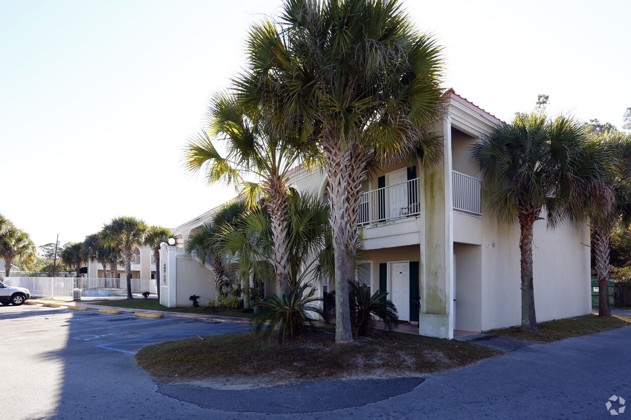 Primary Photo - South Palm II