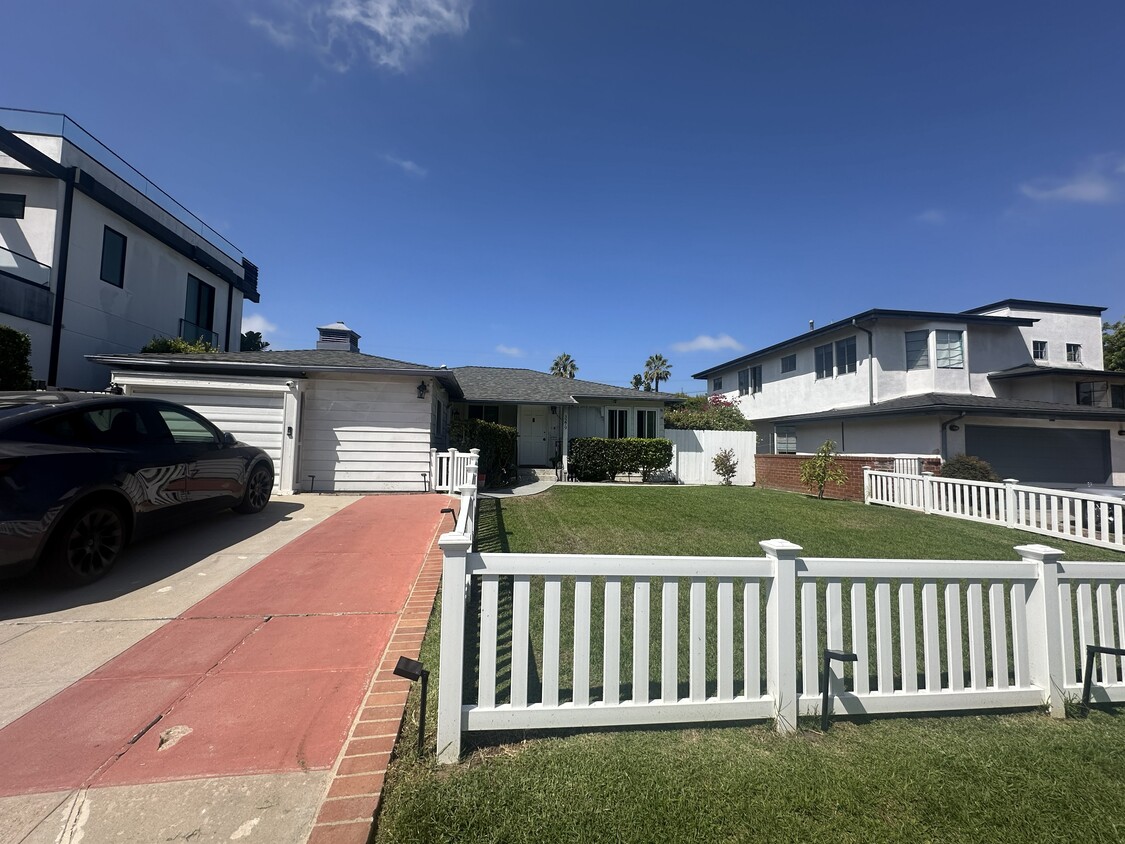 Photo - 3279 Glendon Ave (Los Angeles, CA)