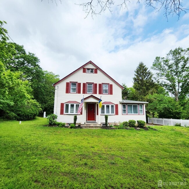 Building Photo - 183 Milltown Rd
