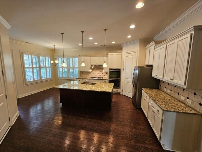 Foto del edificio - 2104 McFarlin Ln