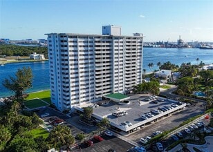 Building Photo - 2100 S Ocean Dr