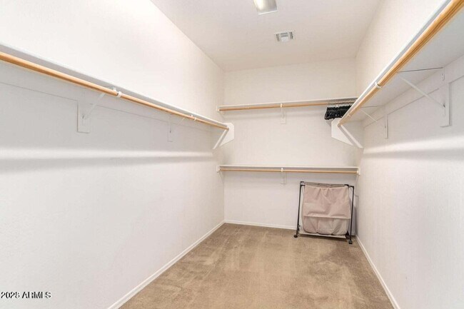 Foto del edificio - 35244 N Zachary Rd