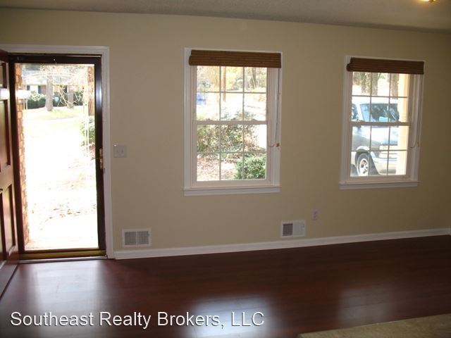 Building Photo - 4 br, 3 bath House - 390 Cherokee Ridge