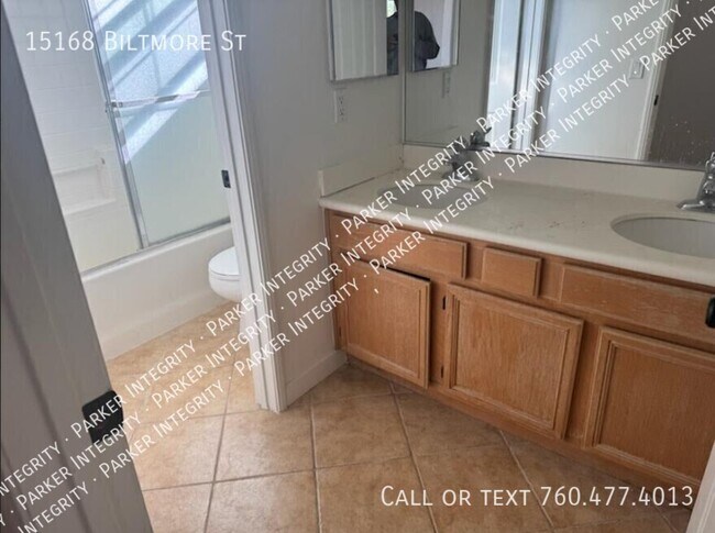 Foto del edificio - 15168 Biltmore St