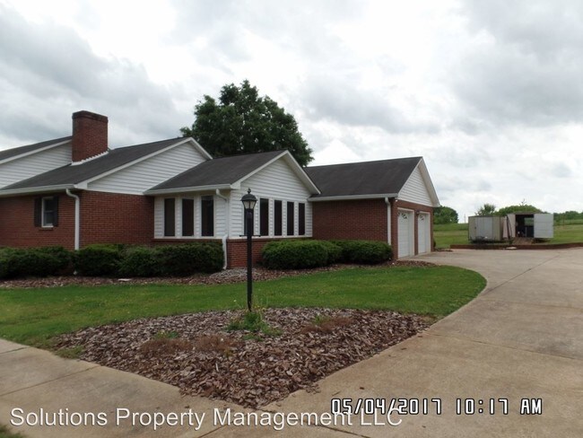 Building Photo - 505 Old Boiling Springs Rd