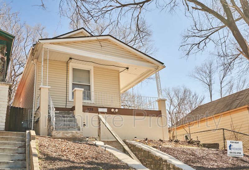 Primary Photo - 275 S 8th St