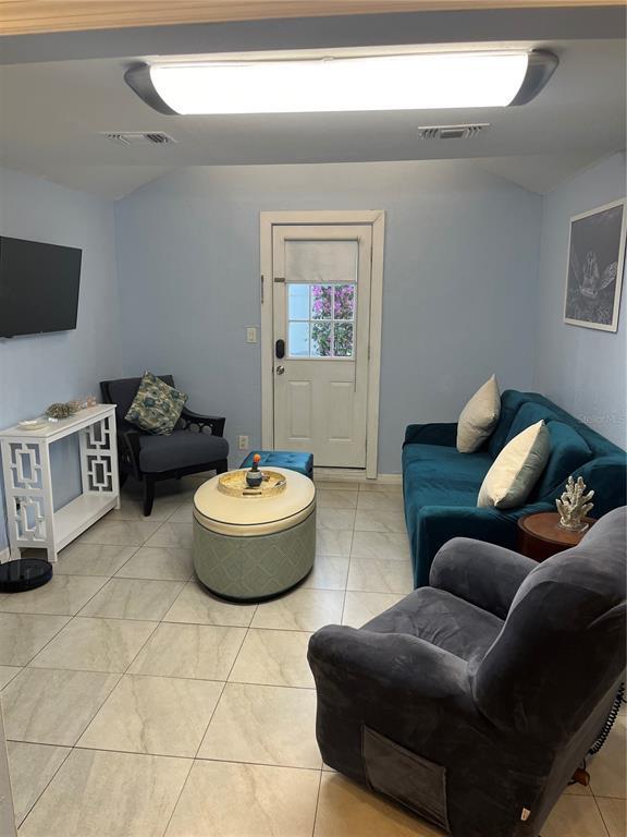 Foto del edificio - 1367 S Michigan Ave