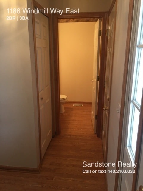 Building Photo - 1186 Windmill Way E