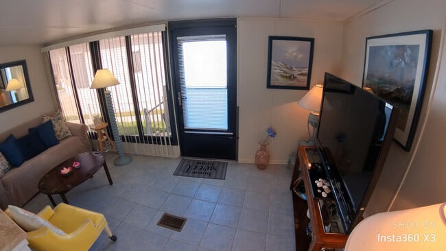 Building Photo - 294 Nettles Blvd