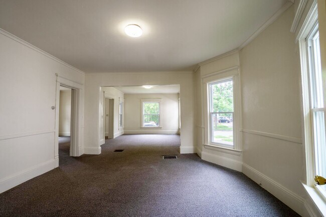 Photo - 204 Harvard Pl House