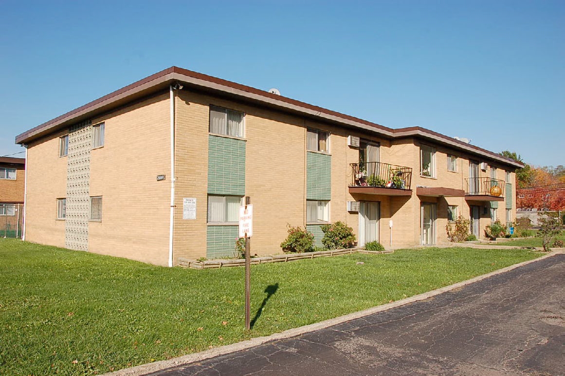 Primary Photo - 26660 Tungsten Rd