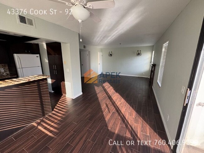 Foto del edificio - 43376 Cook St