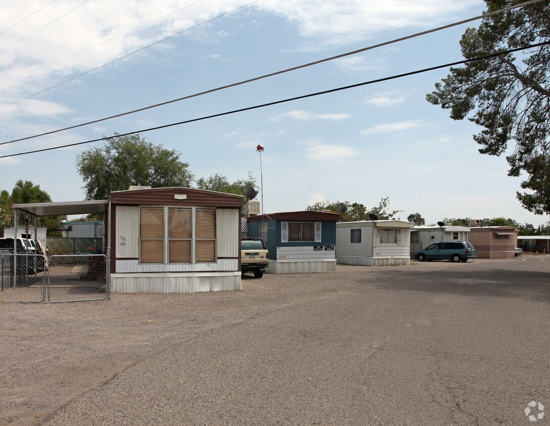43's Mobile Home Park Apartments in Tucson, AZ
