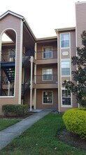 Building Photo - 2550 N Alafaya Trail