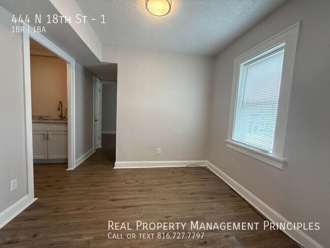 Foto del edificio - 444 N 18th St
