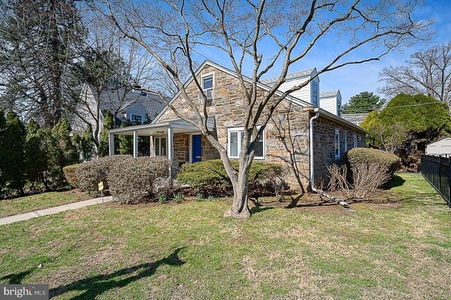 Photo - 1457 Manoa Rd House