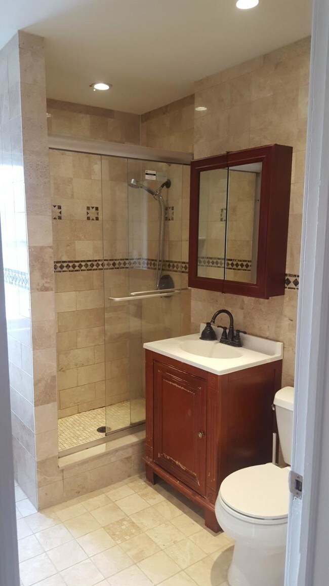 Foto del edificio - 2136 45th St