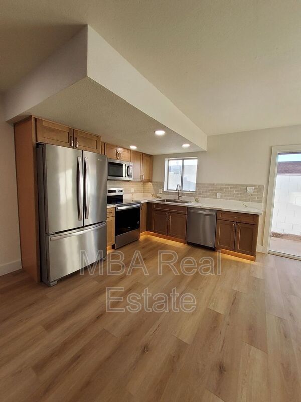 Foto principal - 5040 N 18th Ave